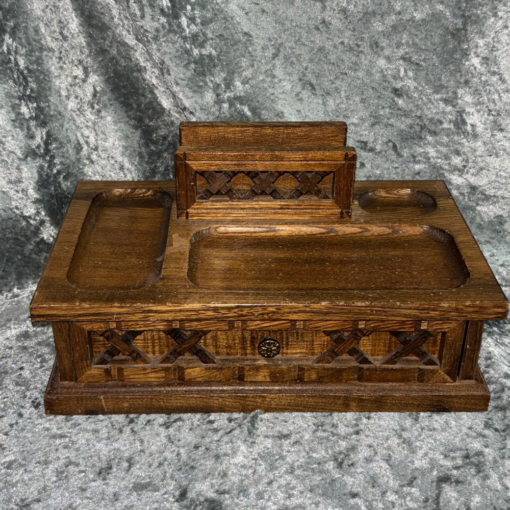Vintage men’s wooden jewelry box